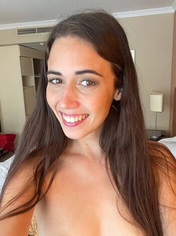 Full leaked Sandralyd private onlyfans photo