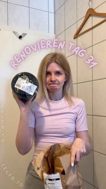 Full leaked Saniskates private photo
