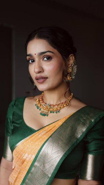 Full leaked Saniya iyappan private photo