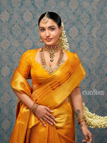Full leaked Saniya iyappan private photo