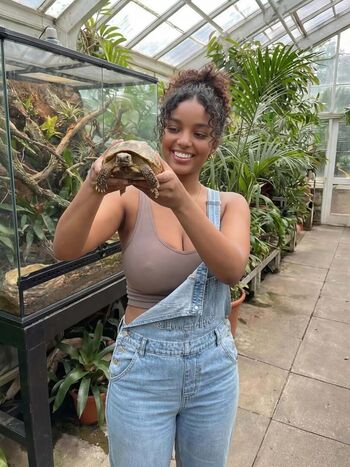 Full leaked Sansa green private onlyfans photo