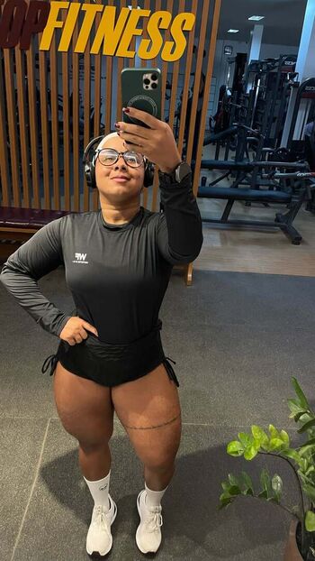 Full leaked Santtolly private onlyfans photo