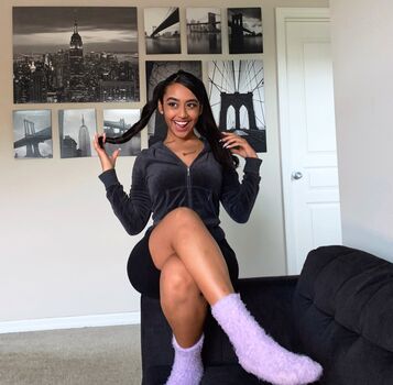 Full leaked Sanu xo private onlyfans photo