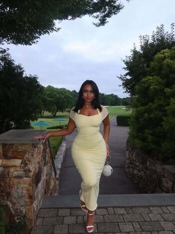 Full leaked Sanu xo private onlyfans photo