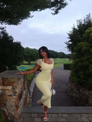 Full leaked Sanu xo private onlyfans photo