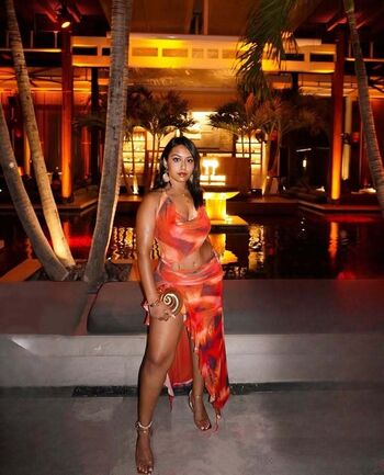 Full leaked Sanu xo private onlyfans photo