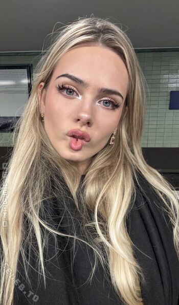 Full leaked Sara crumbeleg private onlyfans photo