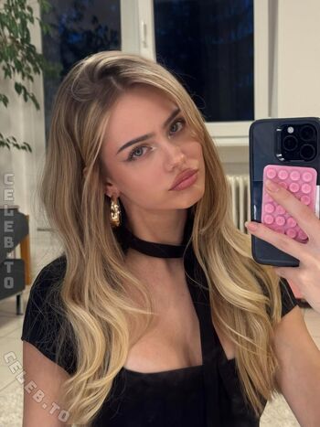 Full leaked Sara crumbeleg private onlyfans photo