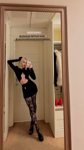 Full leaked Sara kolami private onlyfans photo