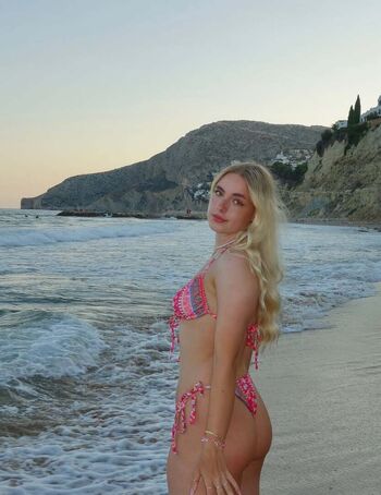 Full leaked Sara peterkova private onlyfans photo