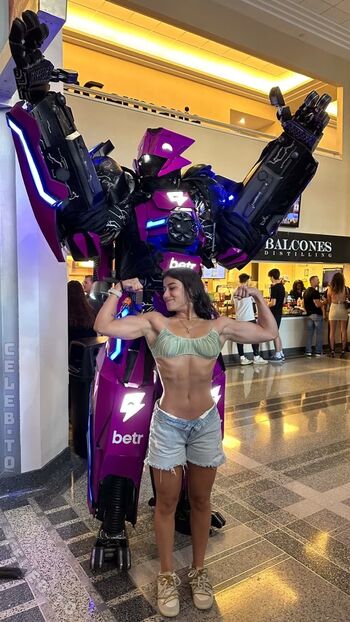 Full leaked Sara saffari page private onlyfans photo