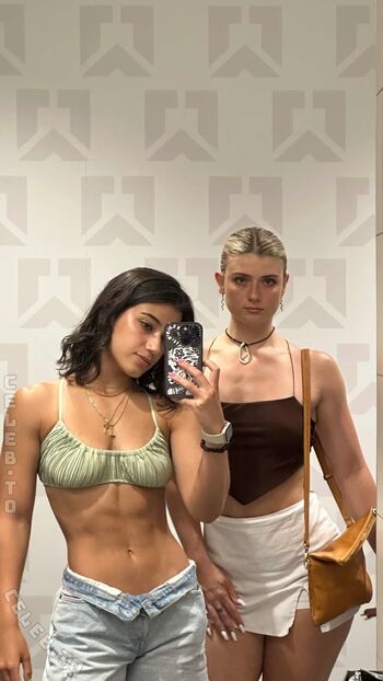 Full leaked Sara saffari page private onlyfans photo