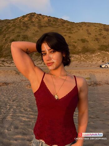 Full leaked Sara saffari private onlyfans photo