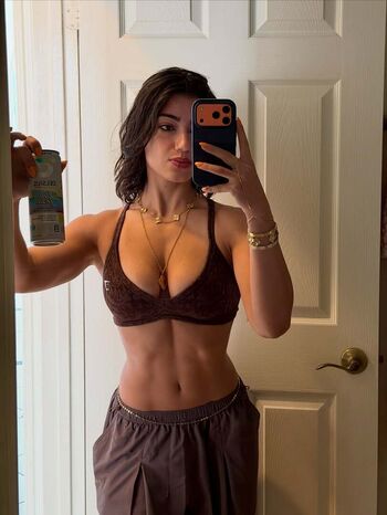 Full leaked Sara saffari private photo