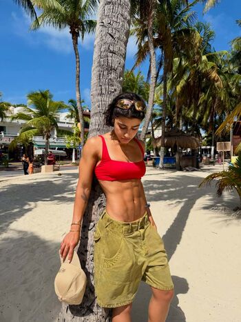 Full leaked Sara saffari page private photo