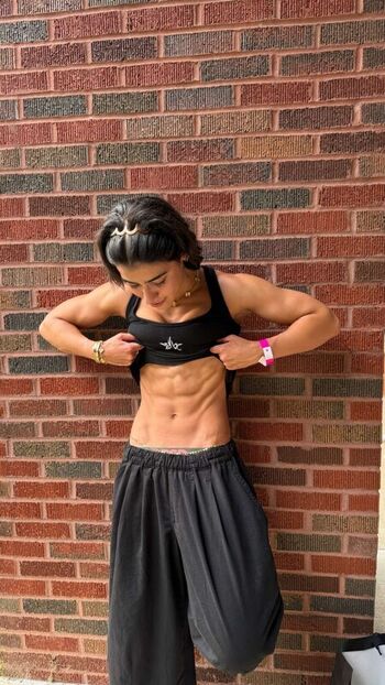 Full leaked Sara saffari private photo