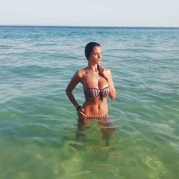 Full leaked Sara santos private photo