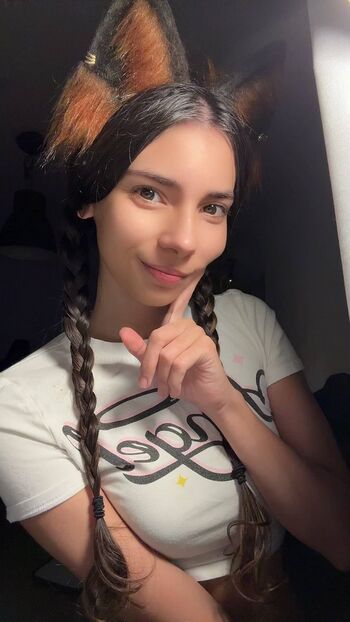 Full leaked Sarawolf private onlyfans photo