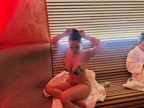 Full leaked Sarabella harris page private onlyfans photo