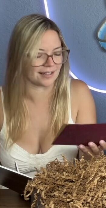 Full leaked Sarah anderson private photo