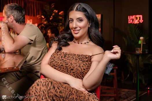 Full leaked Sarah arabic private photo