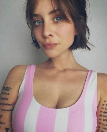 Full leaked Sarah bock private photo