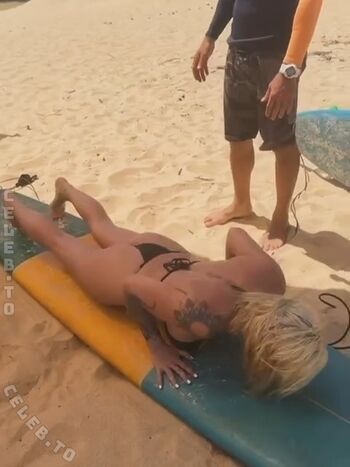 Full leaked Sarah connor page private onlyfans photo