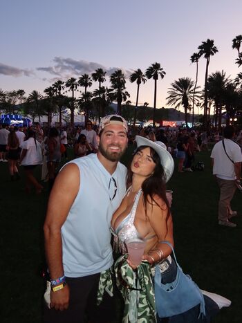 Full leaked Sarah curr private onlyfans photo