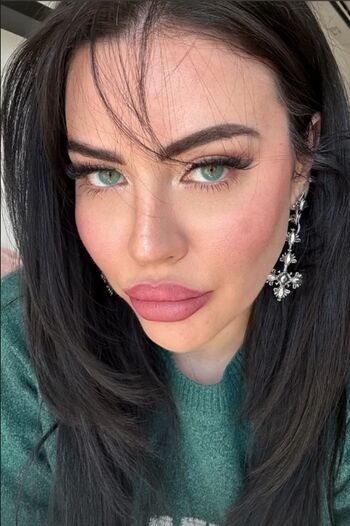 Full leaked Sarah davis private photo