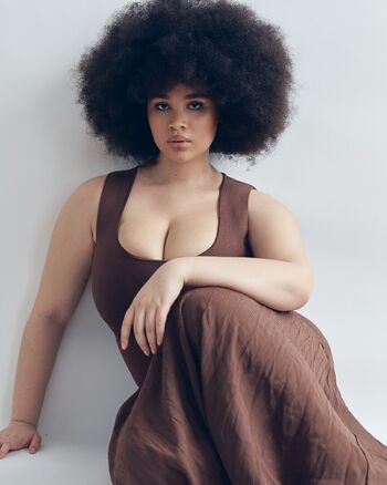 Full leaked Sarah duff private photo