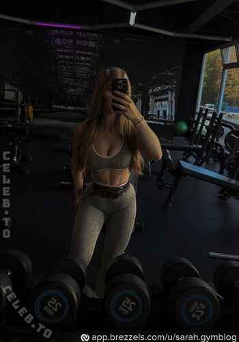 Full leaked Sarah gymblog private photo