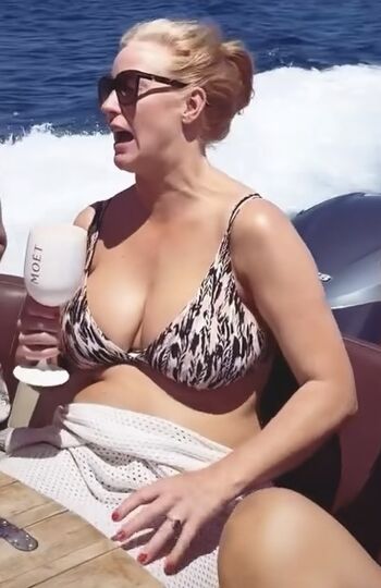 Sarah-Jane Mee