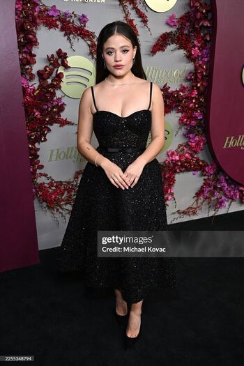 Full leaked Sarah jeffery private onlyfans photo