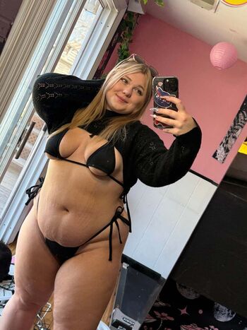 Full leaked Sarah lxves private photo