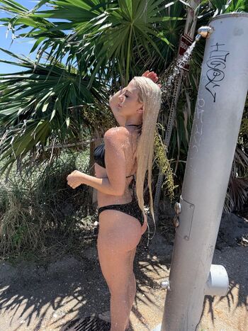 Full leaked Sarah nicole private onlyfans photo