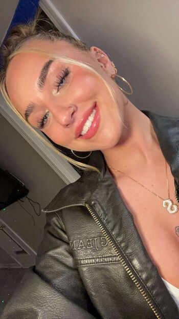 Full leaked Sarah riley private onlyfans photo