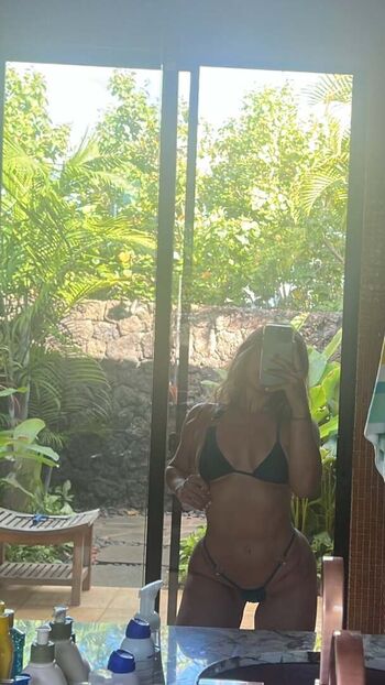 Full leaked Sarah schorr private onlyfans photo