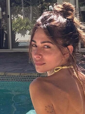 Full leaked Sarah shahi private photo