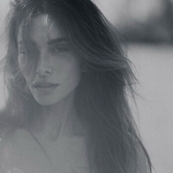 Full leaked Sarah shahi private photo
