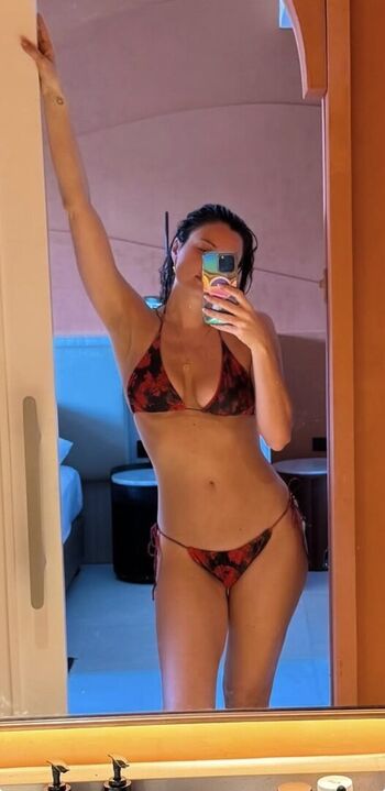 Full leaked Sarah story private onlyfans photo