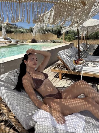 Full leaked Sarah theiler private photo