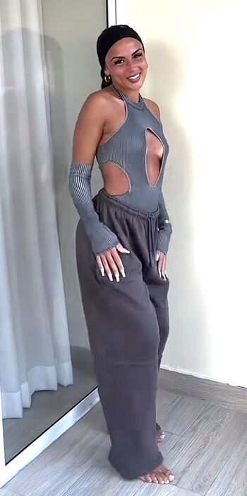 Full leaked Sarah wahala private photo