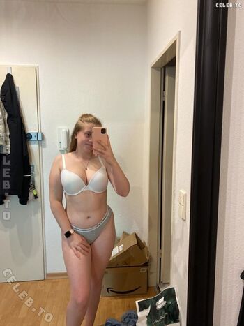 Full leaked Sarahlove private onlyfans photo