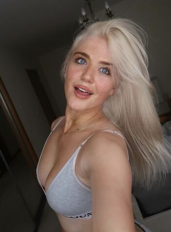 Full leaked Sarahelizabeththefirst private onlyfans photo