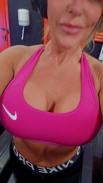 Full leaked Sarahh b private onlyfans photo