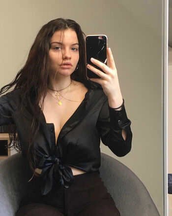 Full leaked Sarahhbl page private onlyfans photo