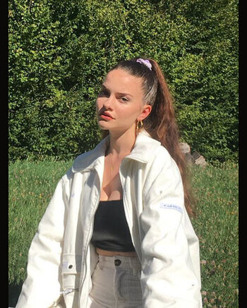 Full leaked Sarahhbl page private onlyfans photo