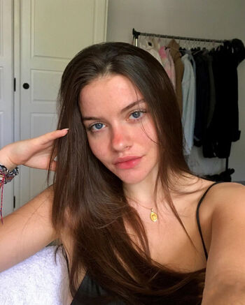 Full leaked Sarahhbl page private onlyfans photo