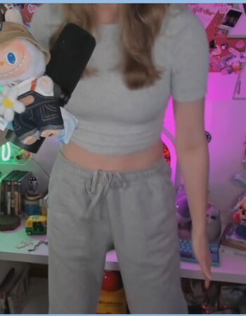 Full leaked Sarahpodz private onlyfans photo