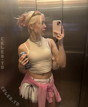 Full leaked Sarahtoninx private photo